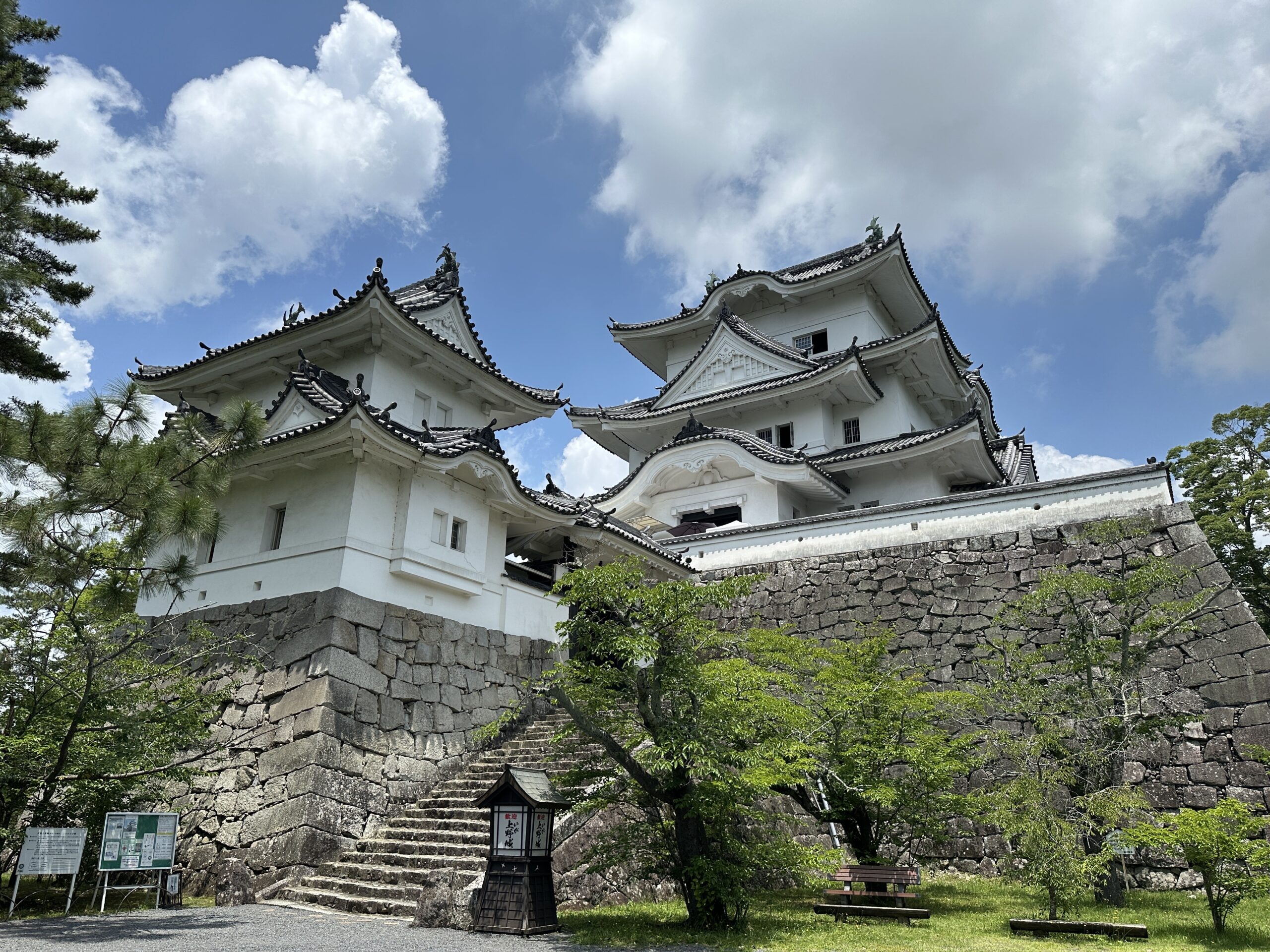 伊賀上野城